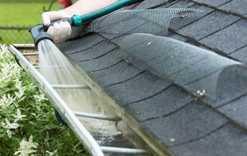 Llanaelhaearn gutter cleaning costs